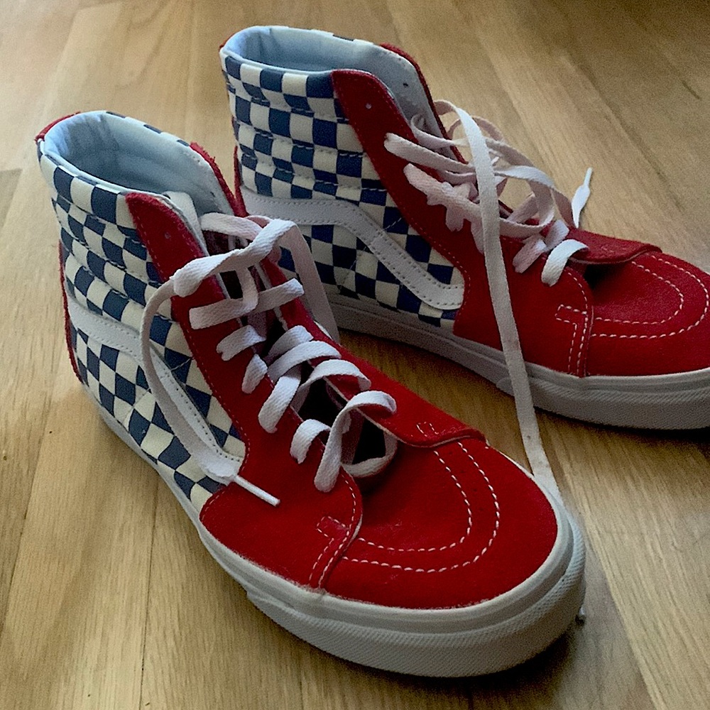 Vans high tops worn once